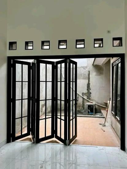 Pintu Lipat